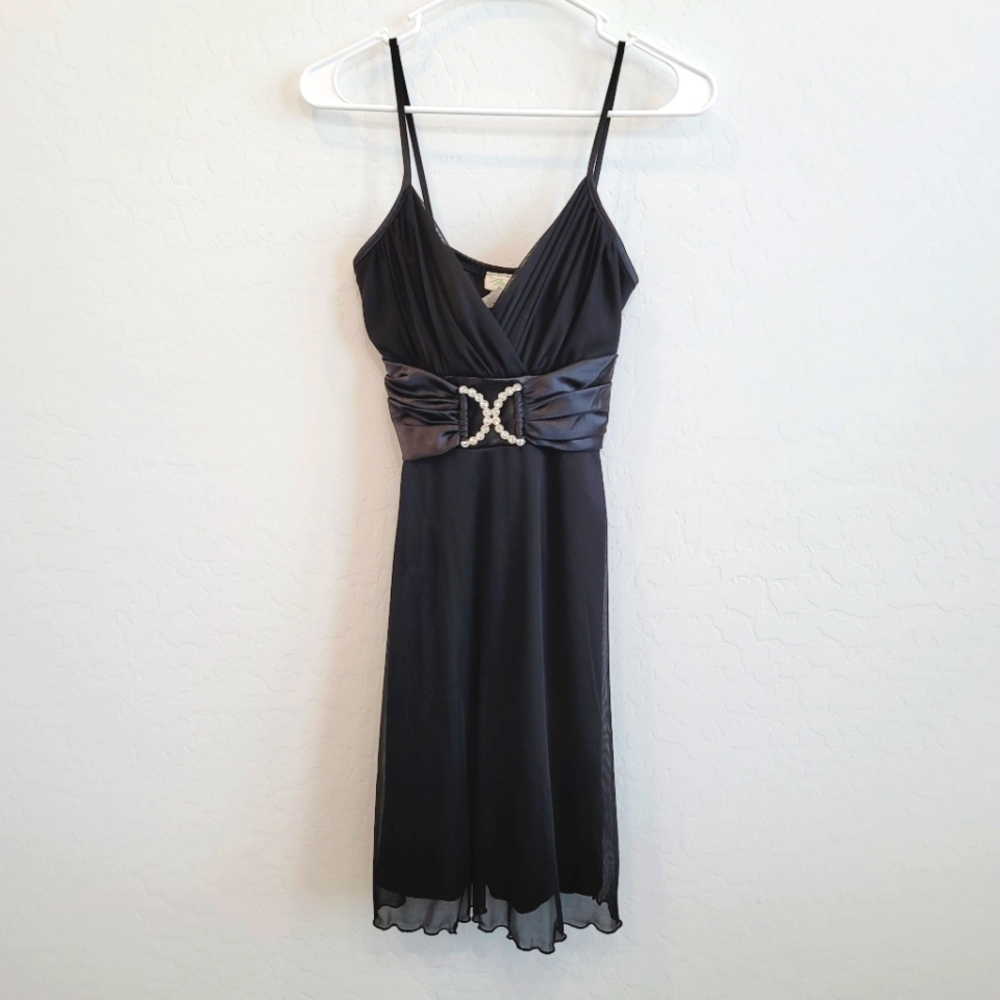 Neon by Bulux USA Black Dress Size Small
